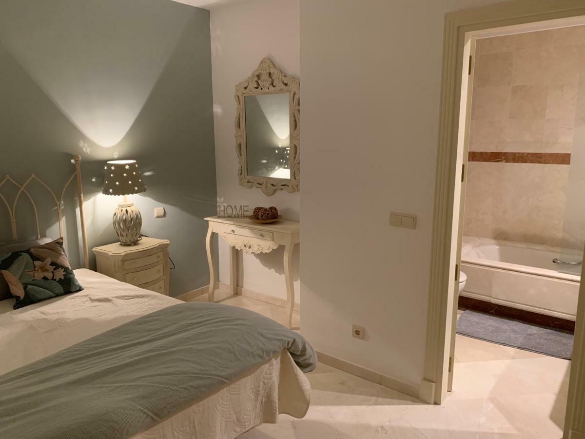 Beachside Apartment In Marbella Zewnętrze zdjęcie